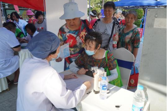福州科技馆眼健康分馆参加新港街道2022年全国科普日宣传活动